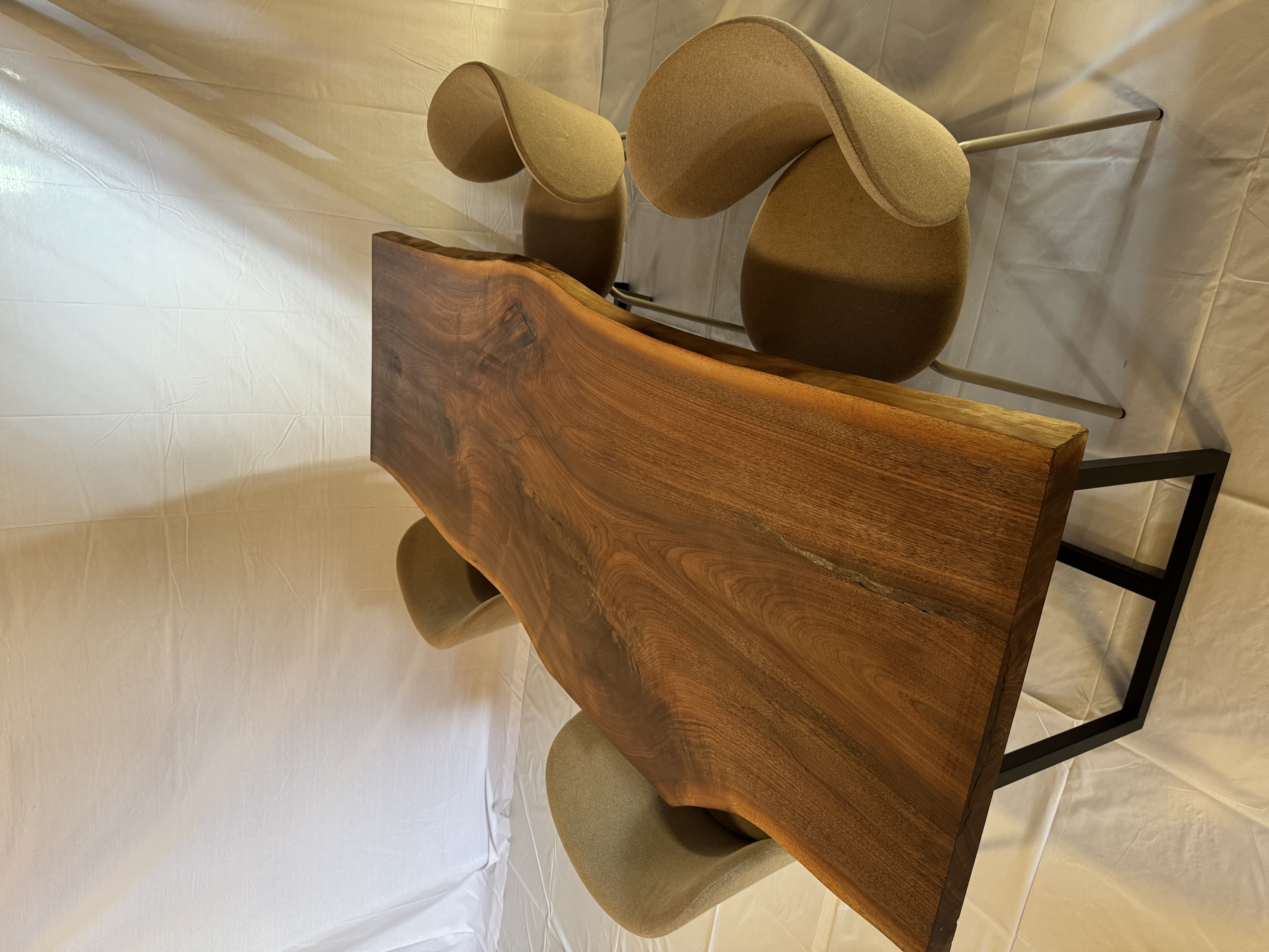 ウォールナット一枚板