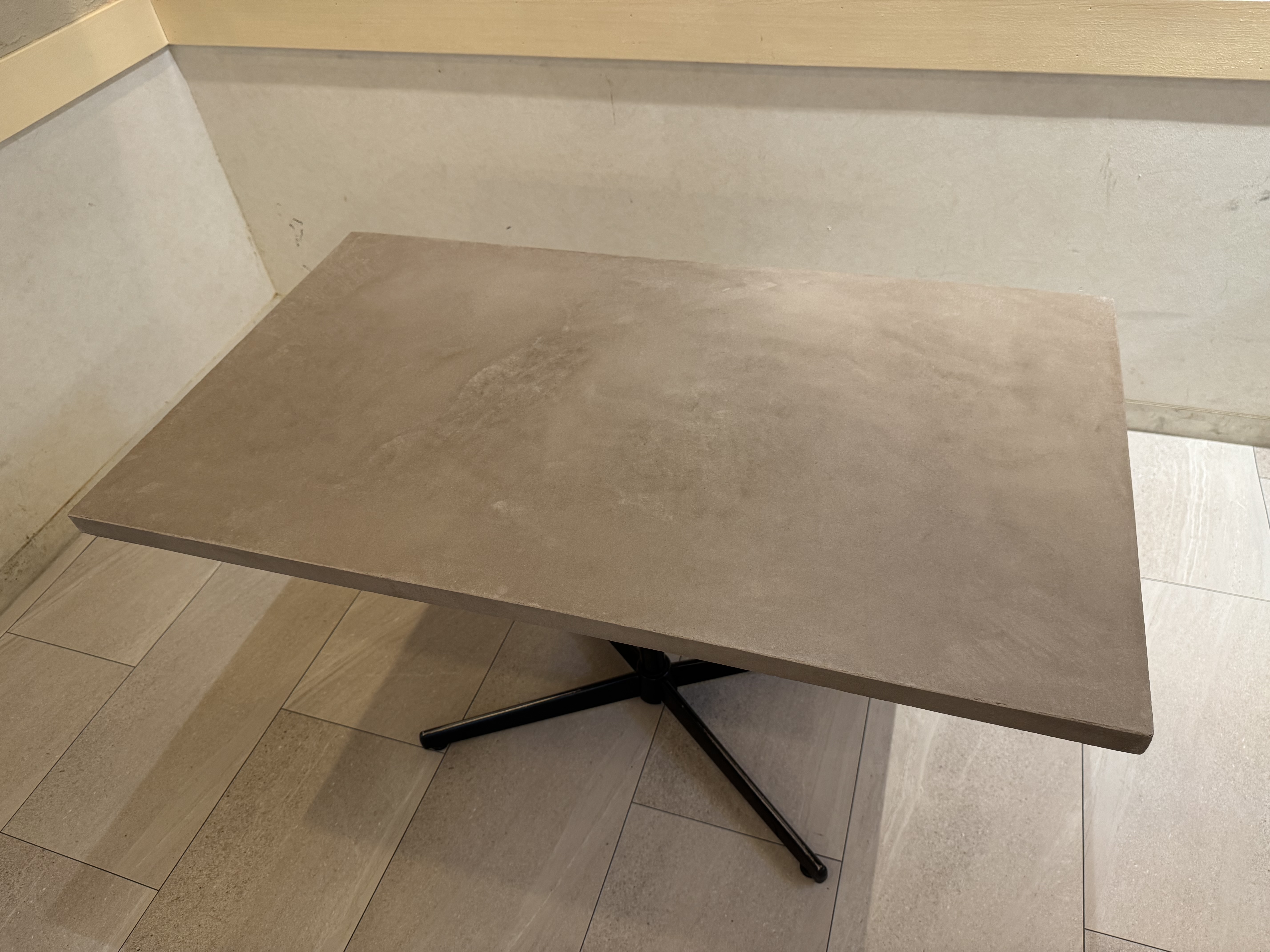 モールテックス天板（1050×600×30）