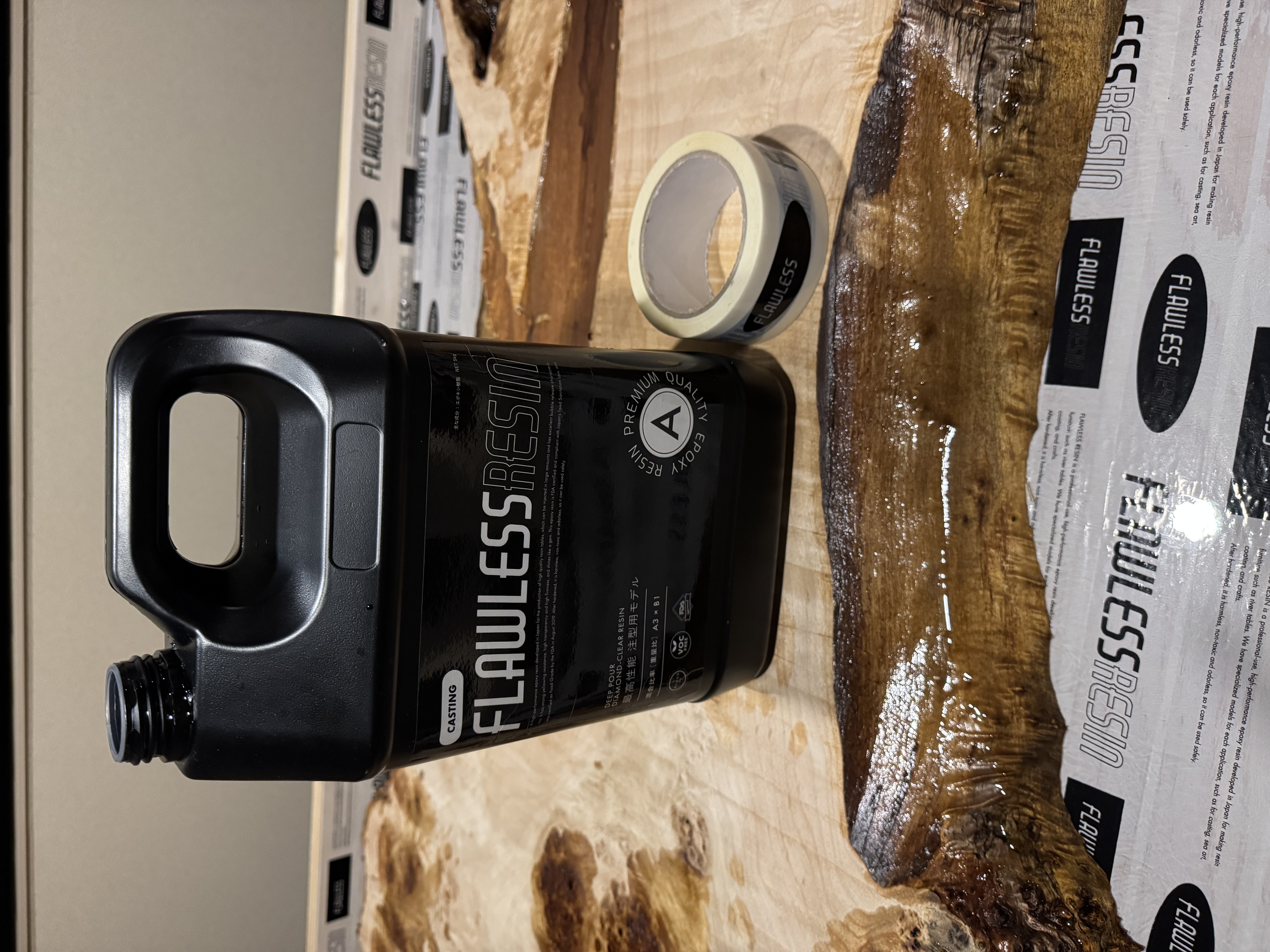 FLAWLESS RESIN（フローレスレジン）